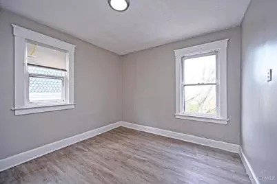 1110 Winfield Avenue, Cincinnati, OH 45205 - Photo 8