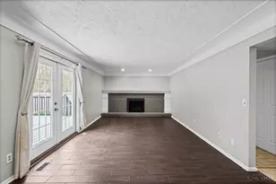 9272 Erin Dr, Colerain Township, OH 45251 - Photo 4