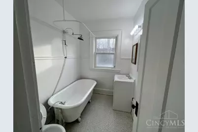 808 Kirbert, Cincinnati, OH 45205 - Photo 6