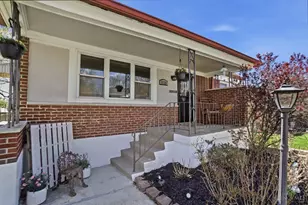 5725 Green Acres Ct, Cincinnati, OH 45248 - Photo 4