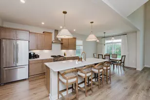 728 Harvest Ln, Washington Twp, OH 45458 - Photo 12