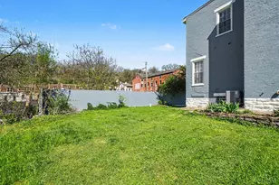 2277 Loth St, Cincinnati, OH 45219 - Photo 22