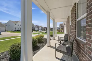 5797 Montrose Ct, Hamilton Township, OH 45152 - Photo 16