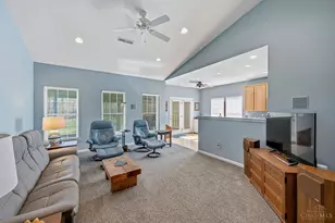 6520 Sioux Pass Ct, Hamilton Township, OH 45039 - Photo 8