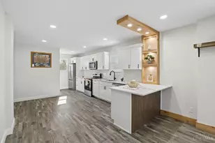 582 Greenwell Ave, Delhi Township, OH 45238 - Photo 6