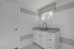 8705 Quietwood Ln, Miami Township, OH 45002 - Photo 44