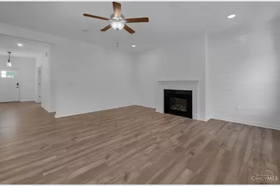 8705 Quietwood Lane, Miami Township, OH 45002 - Photo 10