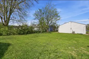 9917 Capstan Dr, Colerain Township, OH 45251 - Photo 32