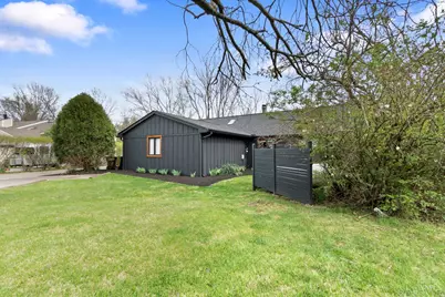 10228 Hightower Court, Montgomery, OH 45249 - Photo 4