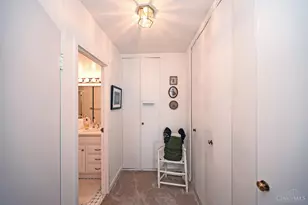 2444 Madison Rd, Cincinnati, OH 45208 - Photo 26