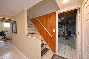 8851 Roundhill Rd, Sycamore Township, OH 45236 - Photo 22