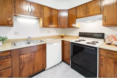 1961 Rollins Drive, Loveland, OH 45140 - Photo 12