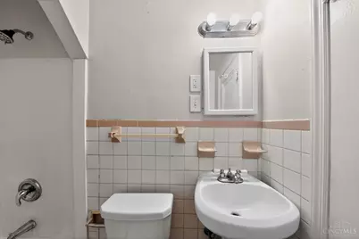 1893 Ashbrook Drive, Cincinnati, OH 45238 - Photo 20