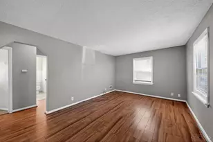 1893 Ashbrook Dr, Cincinnati, OH 45238 - Photo 10