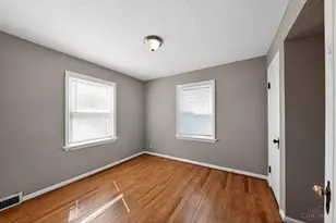 1893 Ashbrook Dr, Cincinnati, OH 45238 - Photo 12