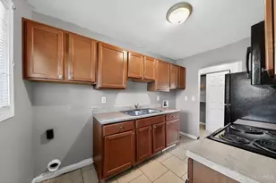1304 Aldrich Ave, Springfield Township, OH 45231 - Photo 12