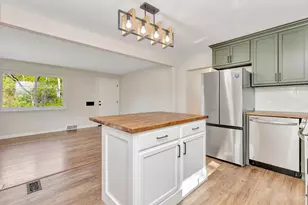 610 Fairbanks Ave, Cincinnati, OH 45205 - Photo 10