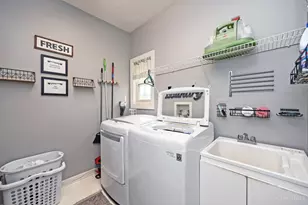 9642 Old Village Dr, Deerfield Township, OH 45140 - Photo 24