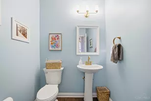 1416 Miami Lake Dr, Miami Township, OH 45140 - Photo 14