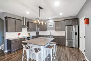 802 Monarch Ct, Union Township, OH 45152 - Photo 10