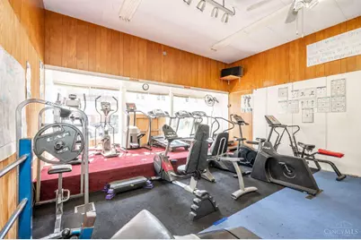 6019 Vine Street, Elmwood Place, OH 45216 - Photo 4