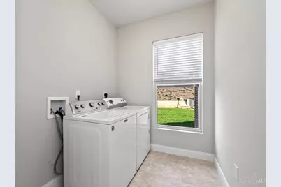 9460 W Meadow Drive, West Chester, OH 45069 - Photo 14