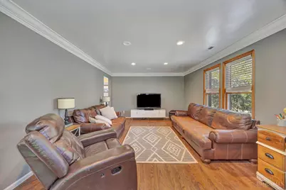 4565 Hubble Road, Green Township, OH 45247 - Photo 8