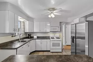 4716 Embrett Ct, Cincinnati, OH 45238 - Photo 14