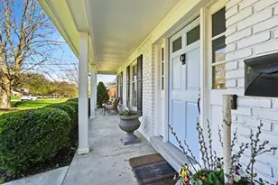 151 Ritchie Ave, Wyoming, OH 45215 - Photo 4