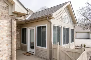 2133 Willow Run Cir, Mad River Twp, OH 45323 - Photo 30