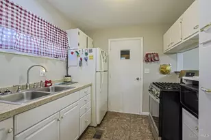 1309 Aldrich Ave, Springfield Township, OH 45231 - Photo 12