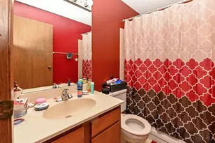 7231 Creekview Dr, Colerain Township, OH 45247 - Photo 18