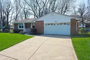 1051 Alcliff Ln, Delhi Township, OH 45238 - Photo 2