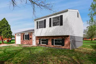 1034 W Kemper Rd, Forest Park, OH 45240 - Photo 4