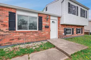 1034 W Kemper Rd, Forest Park, OH 45240 - Photo 6