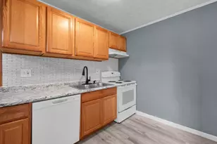 1034 W Kemper Rd, Forest Park, OH 45240 - Photo 16