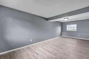 1034 W Kemper Rd, Forest Park, OH 45240 - Photo 20