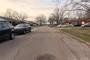 325 Stubbs Dr, Trotwood, OH 45426 - Photo 4