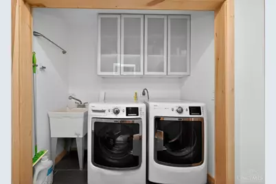 439 Hidden Valley Lane, Wyoming, OH 45215 - Photo 20