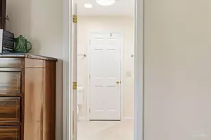 535 Rollingrock Ln, Anderson Township, OH 45255 - Photo 74