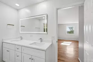 1405 Holman View Dr, Wyoming, OH 45215 - Photo 32