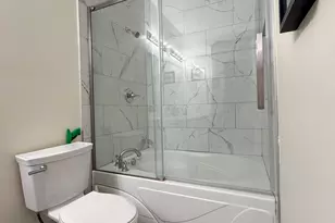 2055 E Seymour Ave, Cincinnati, OH 45237 - Photo 20