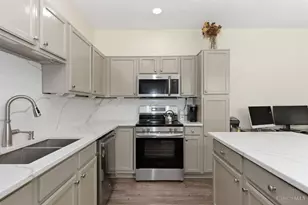 2055 E Seymour Ave, Cincinnati, OH 45237 - Photo 18