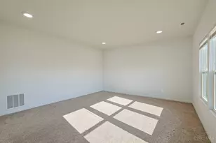 1265 Soaring Wy, Hamilton Township, OH 45039 - Photo 14