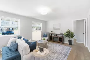 1452 Verdale Dr, Anderson Township, OH 45230 - Photo 6