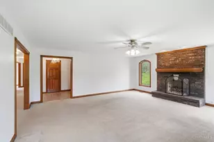 5739 Squirrelsnest Ln, Colerain Township, OH 45252 - Photo 18