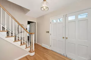 1630 Beech Grove Dr, Green Township, OH 45233 - Photo 4