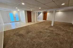 818 Woodyhill Dr, Cincinnati, OH 45238 - Photo 32