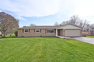 747 Jarole Dr, Union Township, OH 45245 - Photo 1