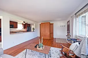 747 Jarole Dr, Union Township, OH 45245 - Photo 10